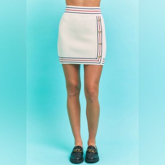 932. KNIT SHORT SLEEVE TOP WITH SKIRT SET - Picture 6 of 8